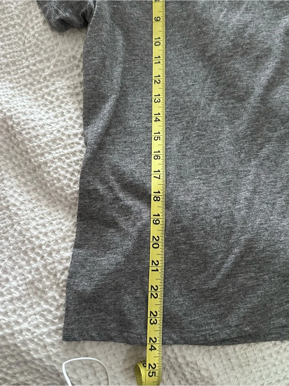 The North Face Gray Heather Short Sleeve Athletic Tee - Picture 10 of 13